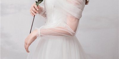 Simple long sleeve slim wedding dress with suspenders (2)