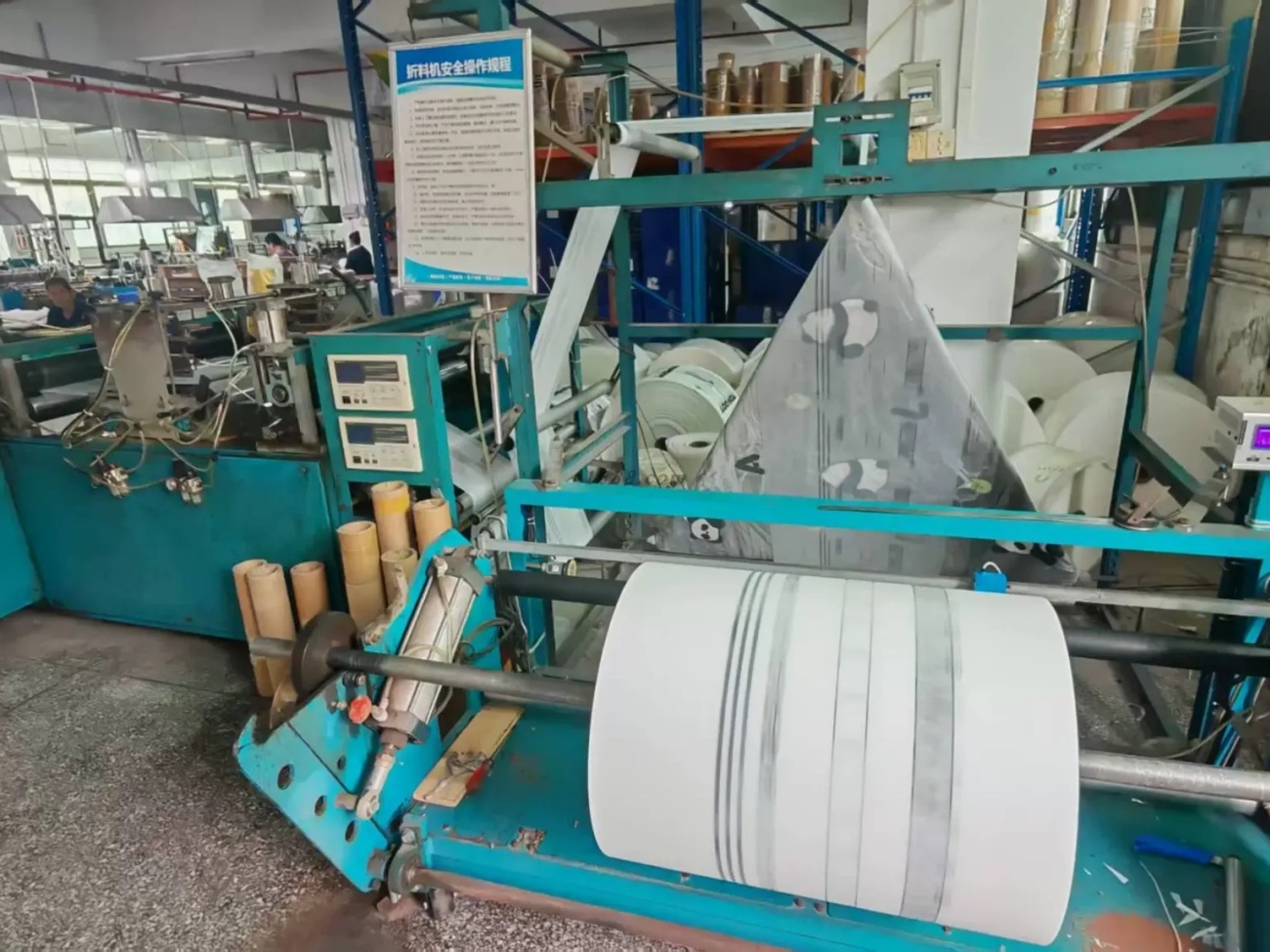 Custom Garment Bag Material Processing
